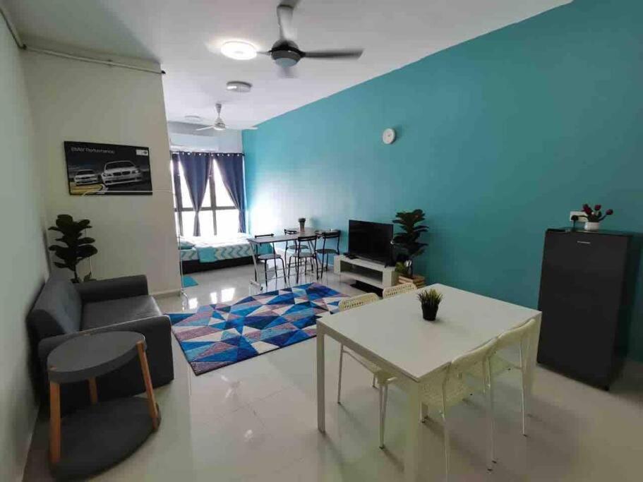 Mufa Studio Suites Klia Sepang Exterior photo